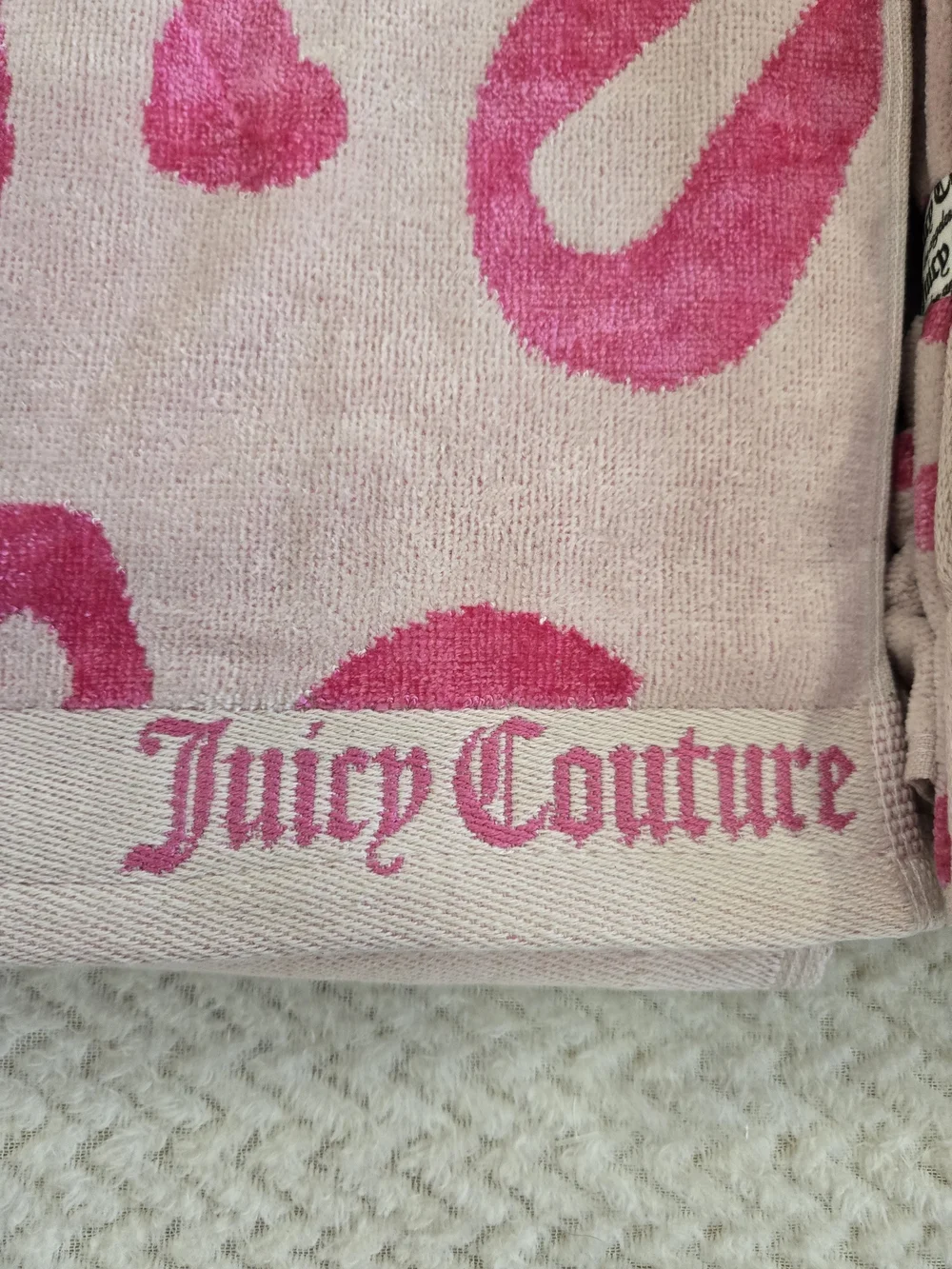 Juicy Couture Pink Bow & Heart Bath & 2 Hand Towel Set NWT